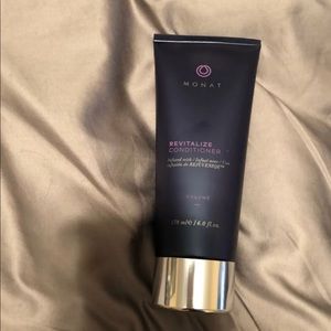 monat revitalize Conditioner